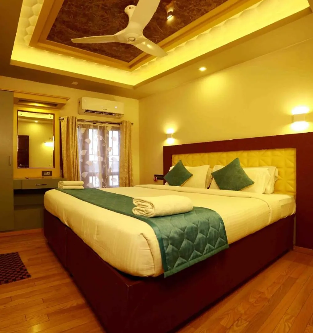 Botel Hotel Honeymoon Boathouse Alappuzha