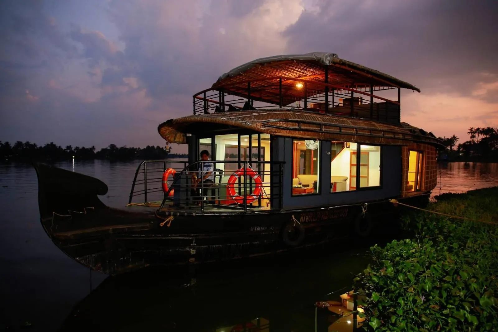Honeymoon Boathouse 호텔 Alappuzha 보트호텔