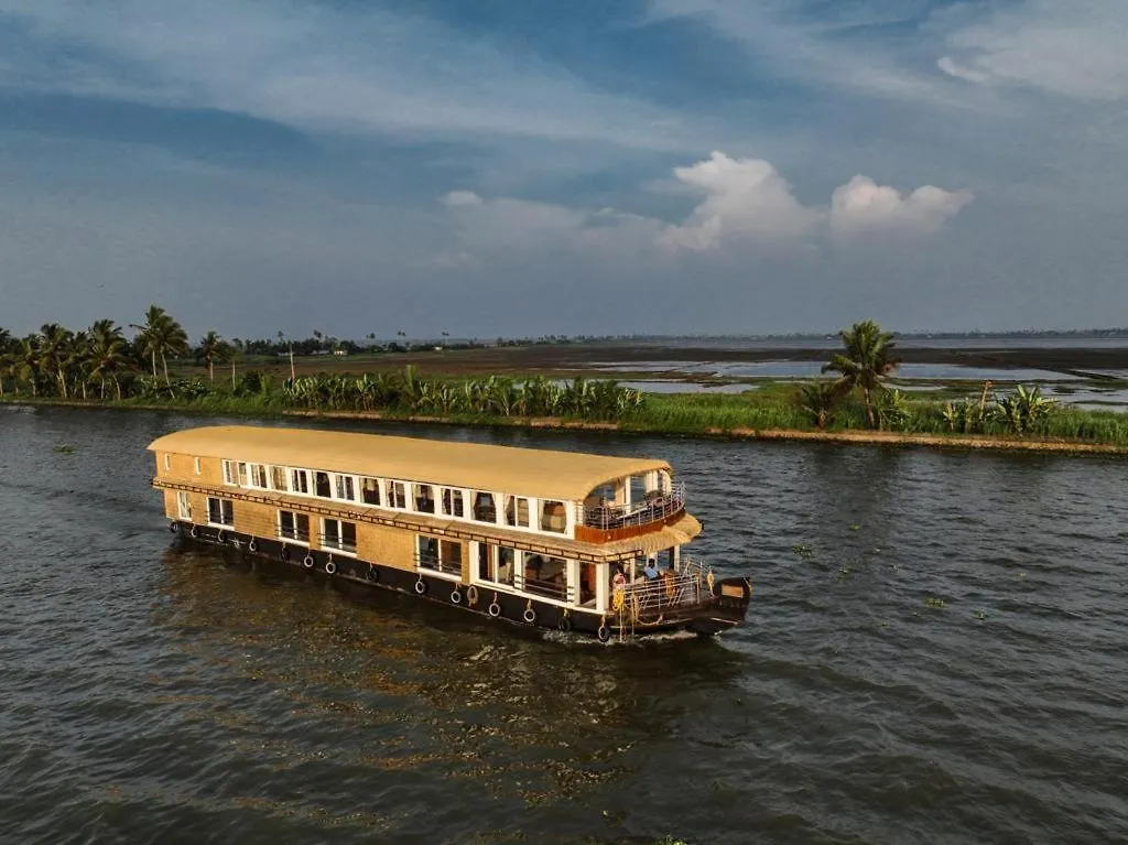 Botel Honeymoon Boathouse Hotel Alappuzha