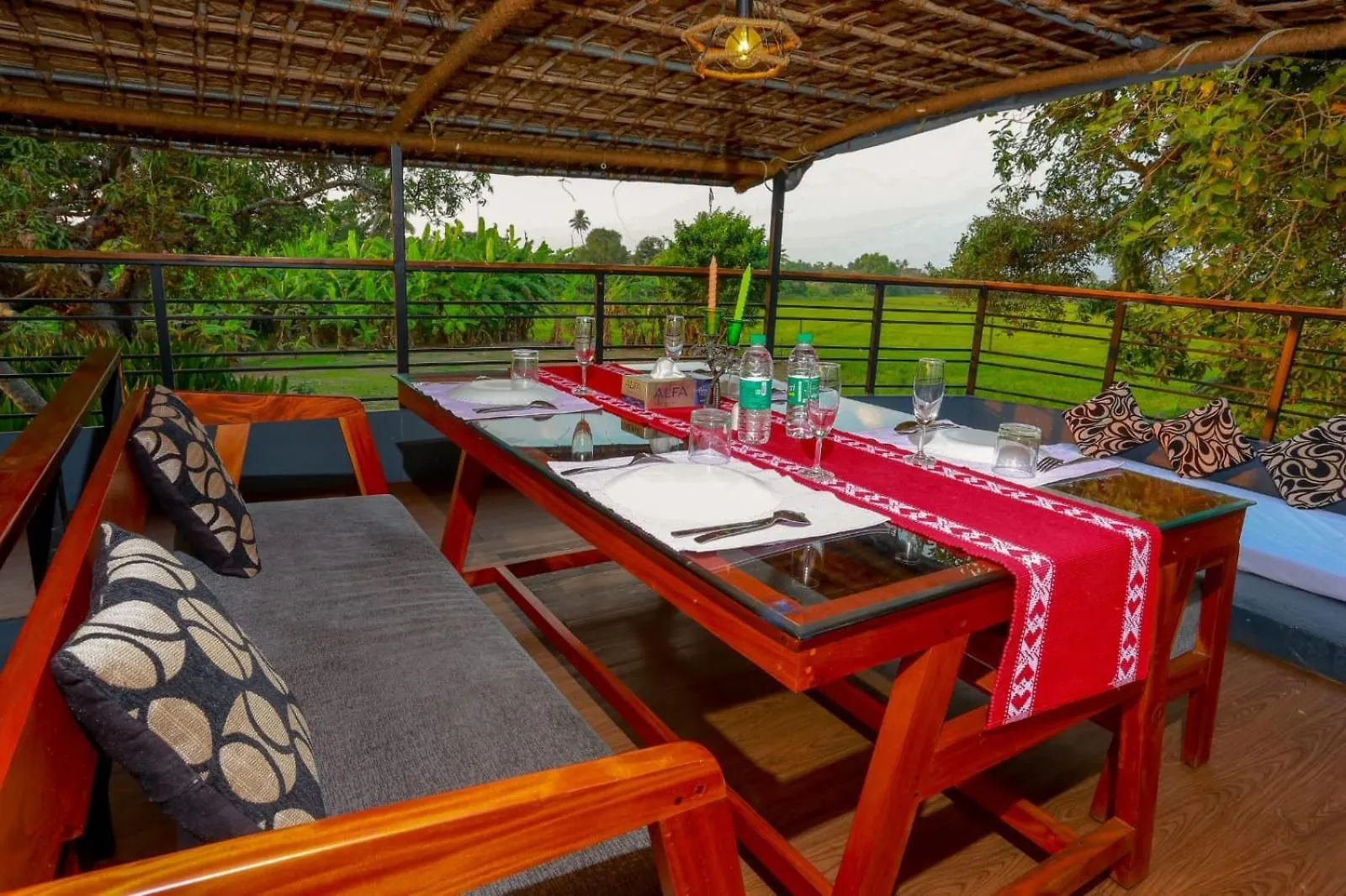 Honeymoon Boathouse Hotel Alappuzha India